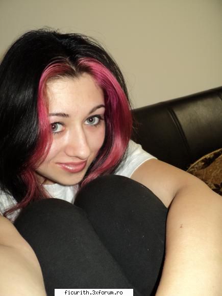 hey :zzz: mersi mult..uite niste poze mai noute:zzz: !kidu' von vanity*