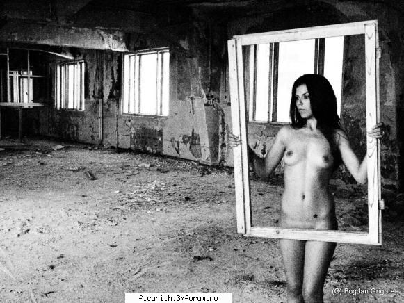 Nota pentru poza - 1o: x E nud..:d! Sper ca nu deranjeaza pe - Have Fun